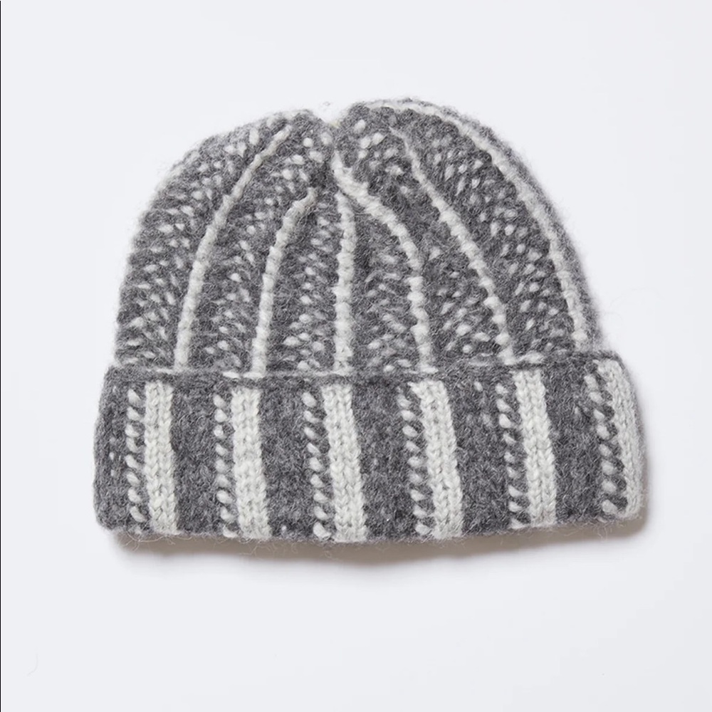 Atelier Delphine pure baby alpaca Charondra beanie